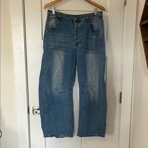 Blue Velvet Barrel Jeans with Medium Wash